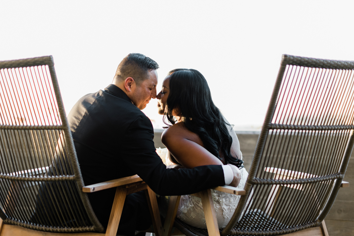 Couple eloping at the beach in San Diego.