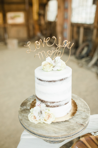 Cactus Collective Weddings specialize in stylish, affordable, eco-friendly elopement and micro wedding packages. Find us in Las Vegas, South Dakota, and San Diego.