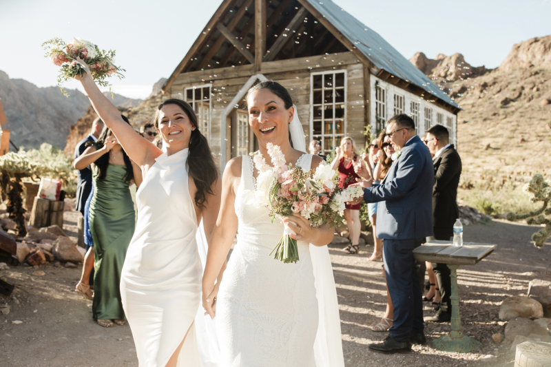 Tara + Ludis at Eldorado Canyon.