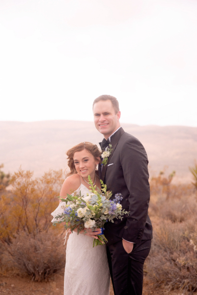 Amy-John-Real-Wedding-at-Overlook-in-Red-Rock-Canyon-02