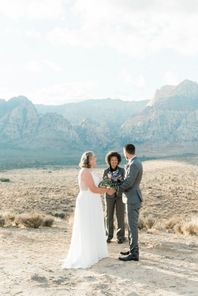 Crystal-Ben-Real-Wedding-at-the-Overlook-in-Red-Rock-Canyon-02