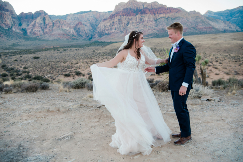 Denise-Seth-Real-Wedding-at-Overlook-in-Red-Rock-Canyon11-1