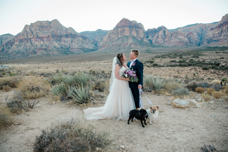 Denise-Seth-Real-Wedding-at-Overlook-in-Red-Rock-Canyon13-1