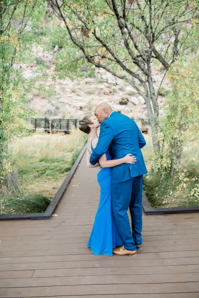 Josie-Ron-Real-Wedding-at-Red-Spring-in-Red-Rock-Canyon06