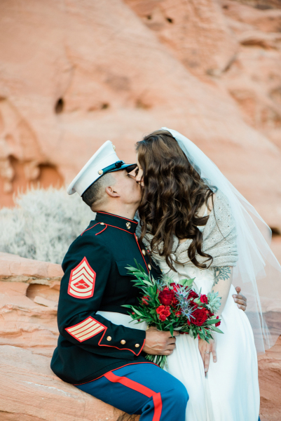 Cassie-Jeremias-Real-Wedding-at-Valley-Of-Fire-03