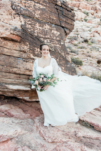 Chelsy-Ralph-Real-Wedding-at-Red-Spring-in-Red-Rock-Canyon-07