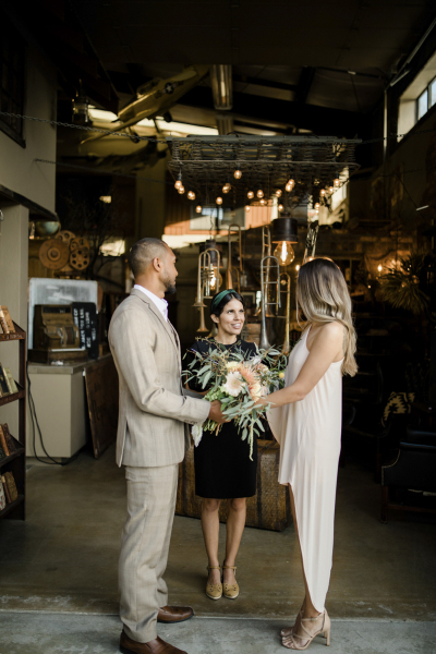 the-barn-vintage-marketplace-wedding