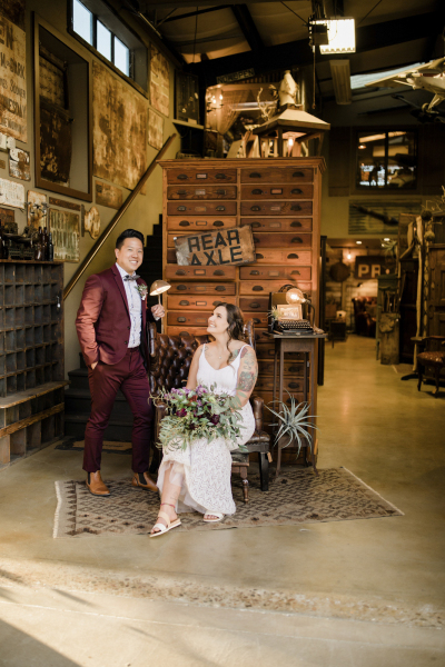 the-barn-vintage-marketplace-wedding_11