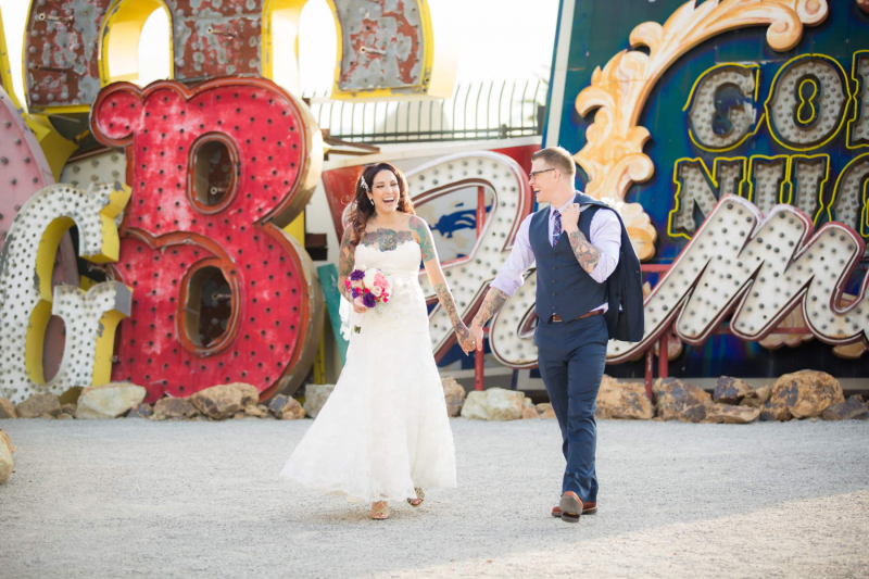the-neon-museum-elopement-8923