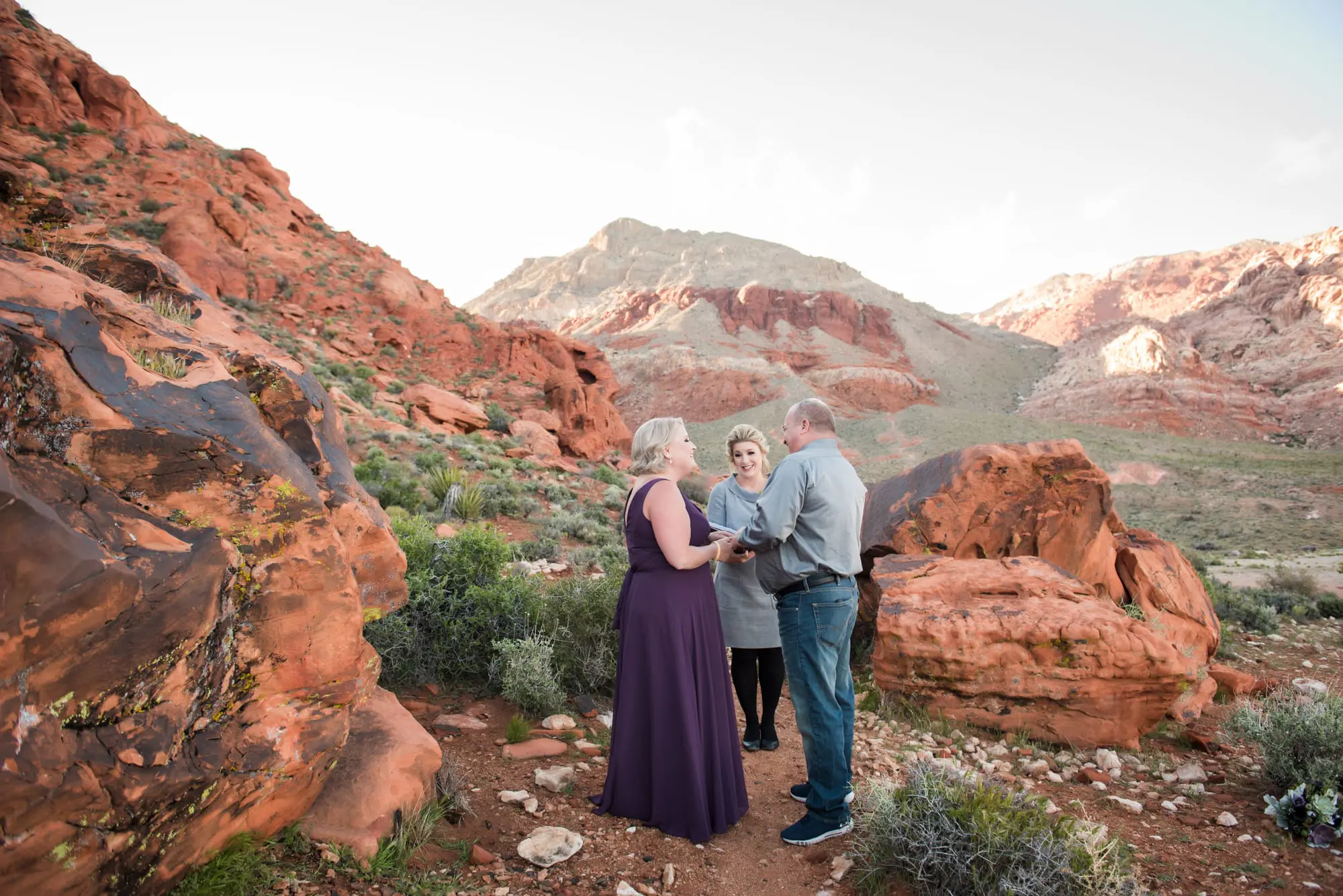 Impromptu Vow Renewals Are a Great Way to Say “I Do” All Over Again While You’re in Las Vegas