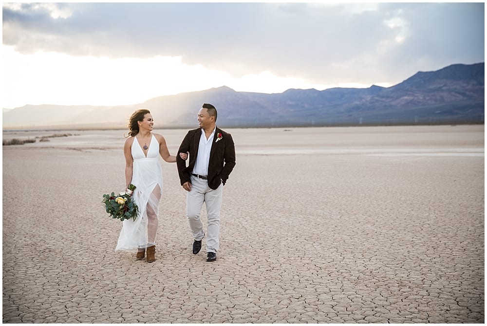 A Guide to Eloping in Vegas