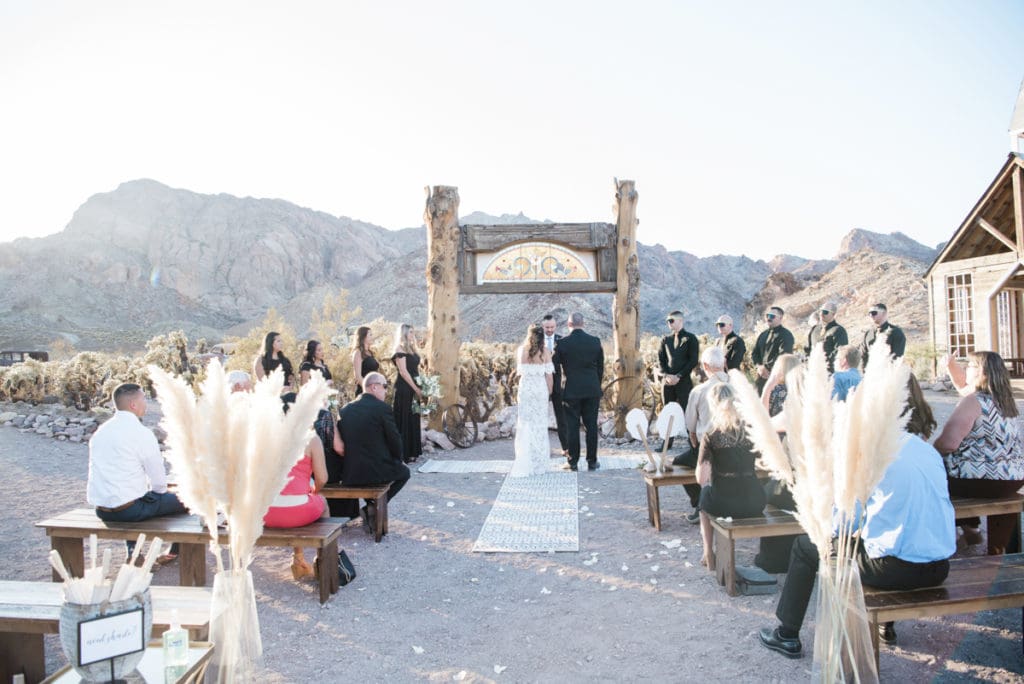 The Ultimate Guide to Eloping in Vegas | Cactus Collective Weddings