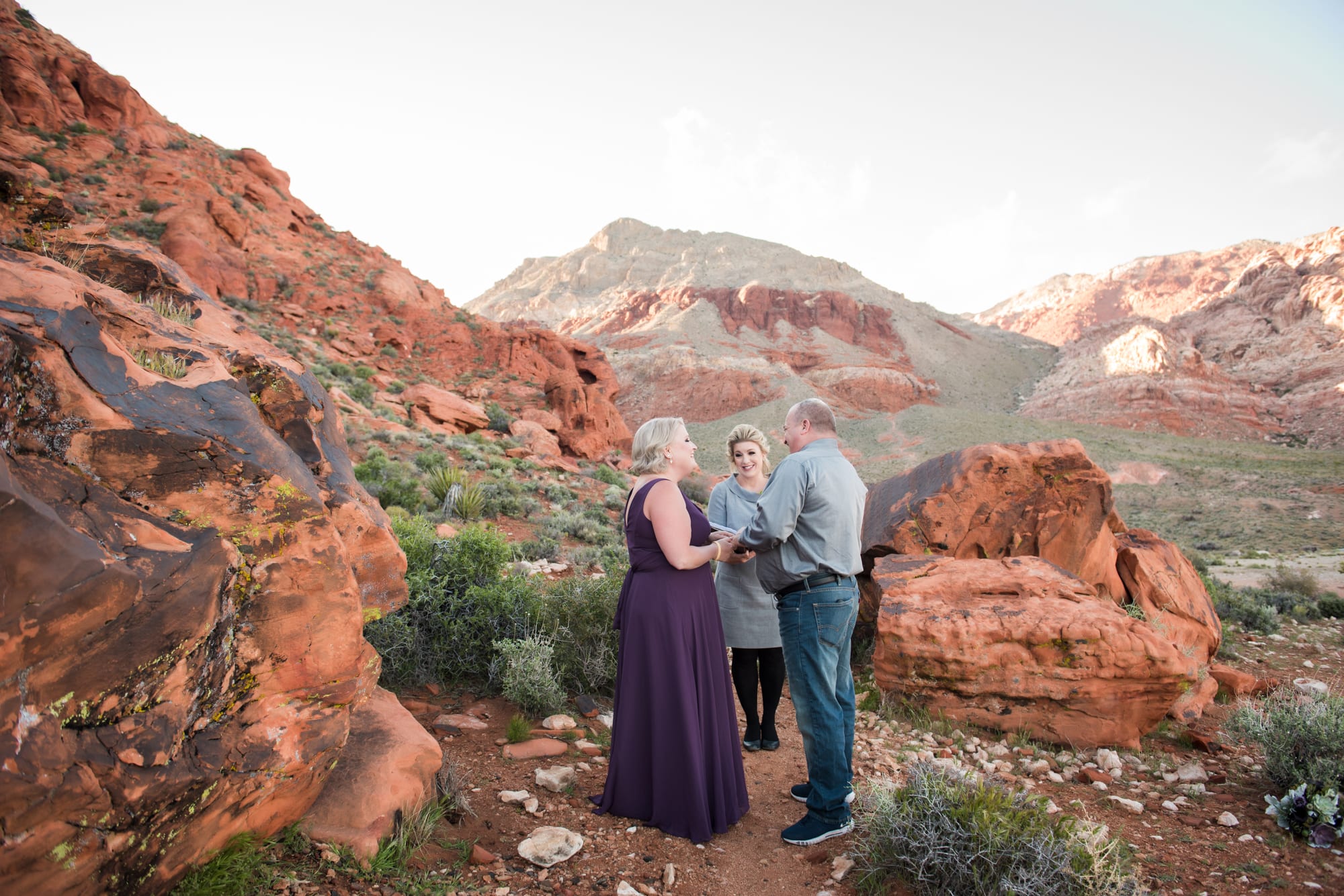 Impromptu Vow Renewals Are a Great Way to Say “I Do” All Over Again While You’re in Las Vegas